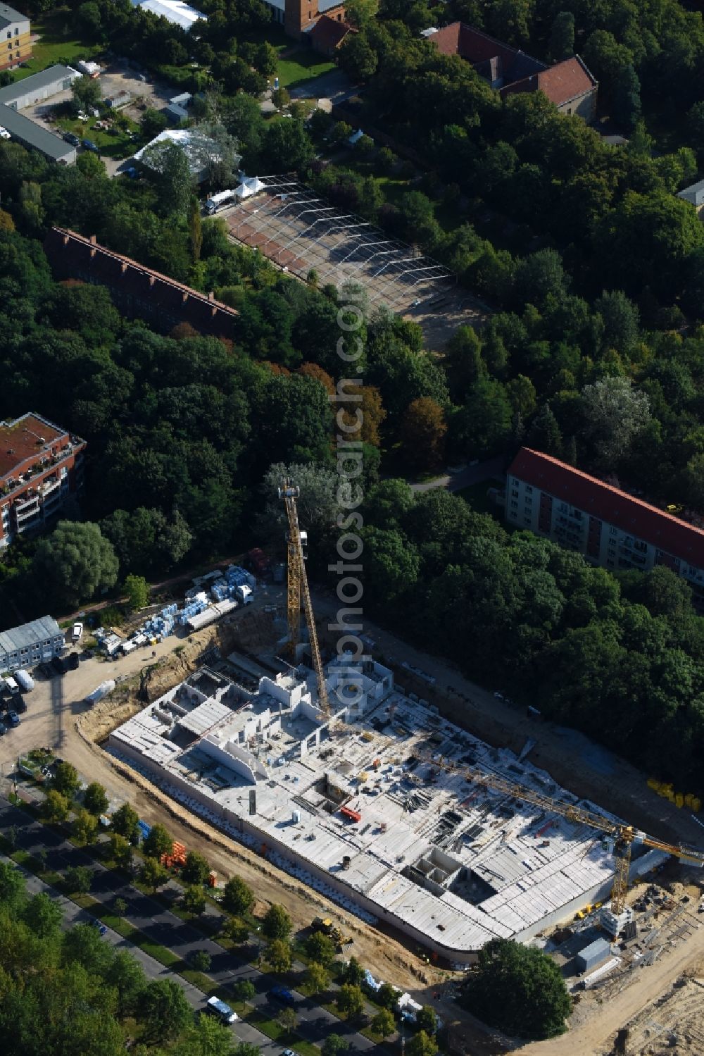 Aerial image Berlin - Construction site of the new buildings of the retirement home - retirement Blumberger Damm corner Altentreptower Strasse in the district Marzahn-Hellersdorf in Berlin, Germany