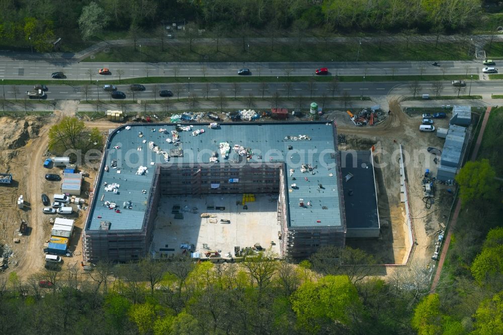 Berlin from the bird's eye view: Construction site of the new buildings of the retirement home - retirement Blumberger Damm corner Altentreptower Strasse in the district Marzahn-Hellersdorf in Berlin, Germany