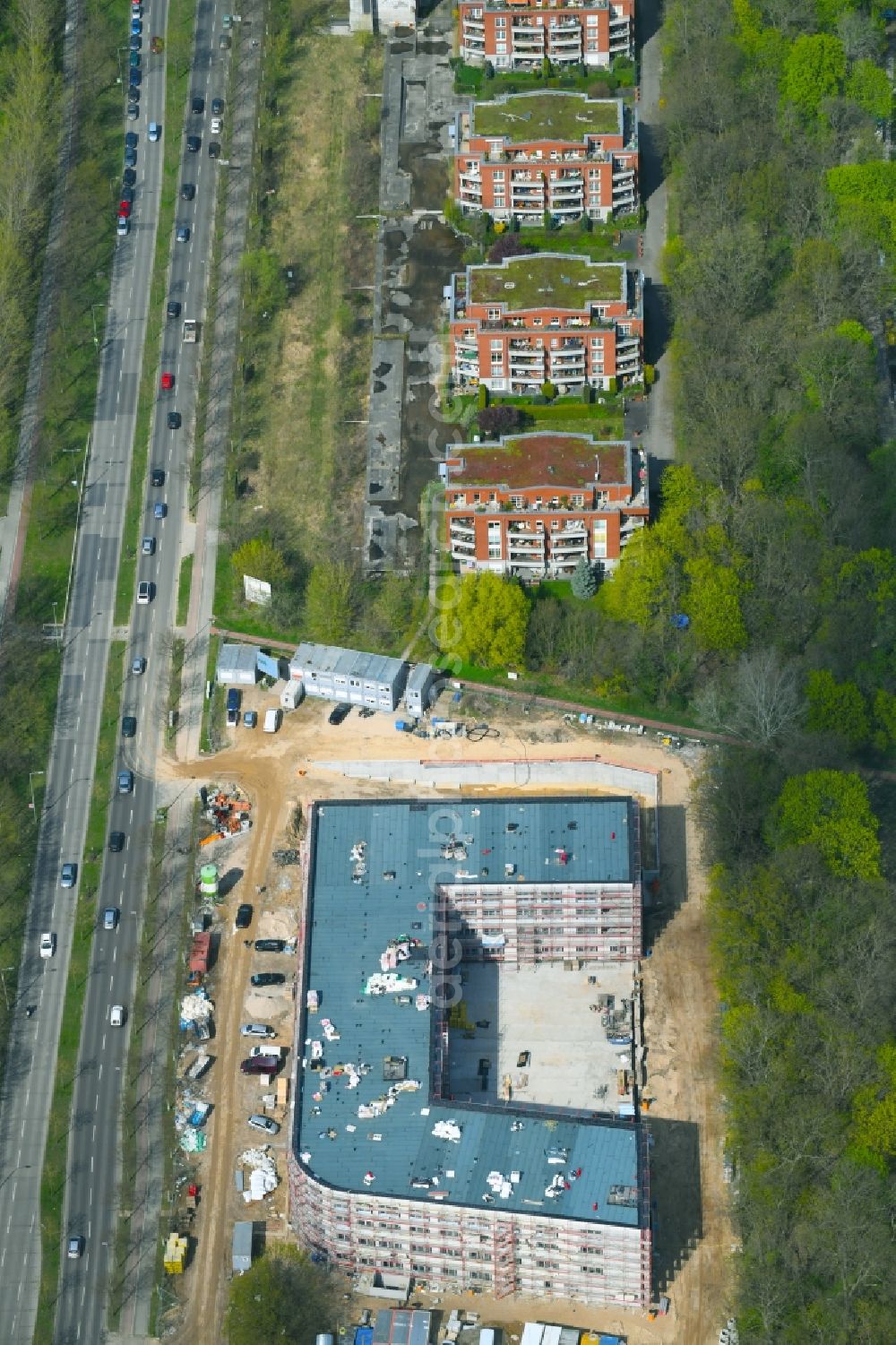 Berlin from the bird's eye view: Construction site of the new buildings of the retirement home - retirement Blumberger Damm corner Altentreptower Strasse in the district Marzahn-Hellersdorf in Berlin, Germany