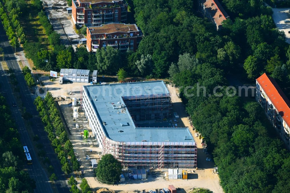 Berlin from the bird's eye view: Construction site of the new buildings of the retirement home - retirement Blumberger Damm corner Altentreptower Strasse in the district Marzahn in Berlin, Germany