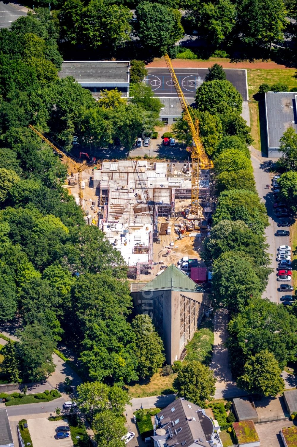 Aerial photograph Gelsenkirchen - Construction site of the new buildings of the retirement home - retirement Seniorenpark Gelsenkirchen-Buer on Westerholter Strasse in Gelsenkirchen in the state North Rhine-Westphalia, Germany