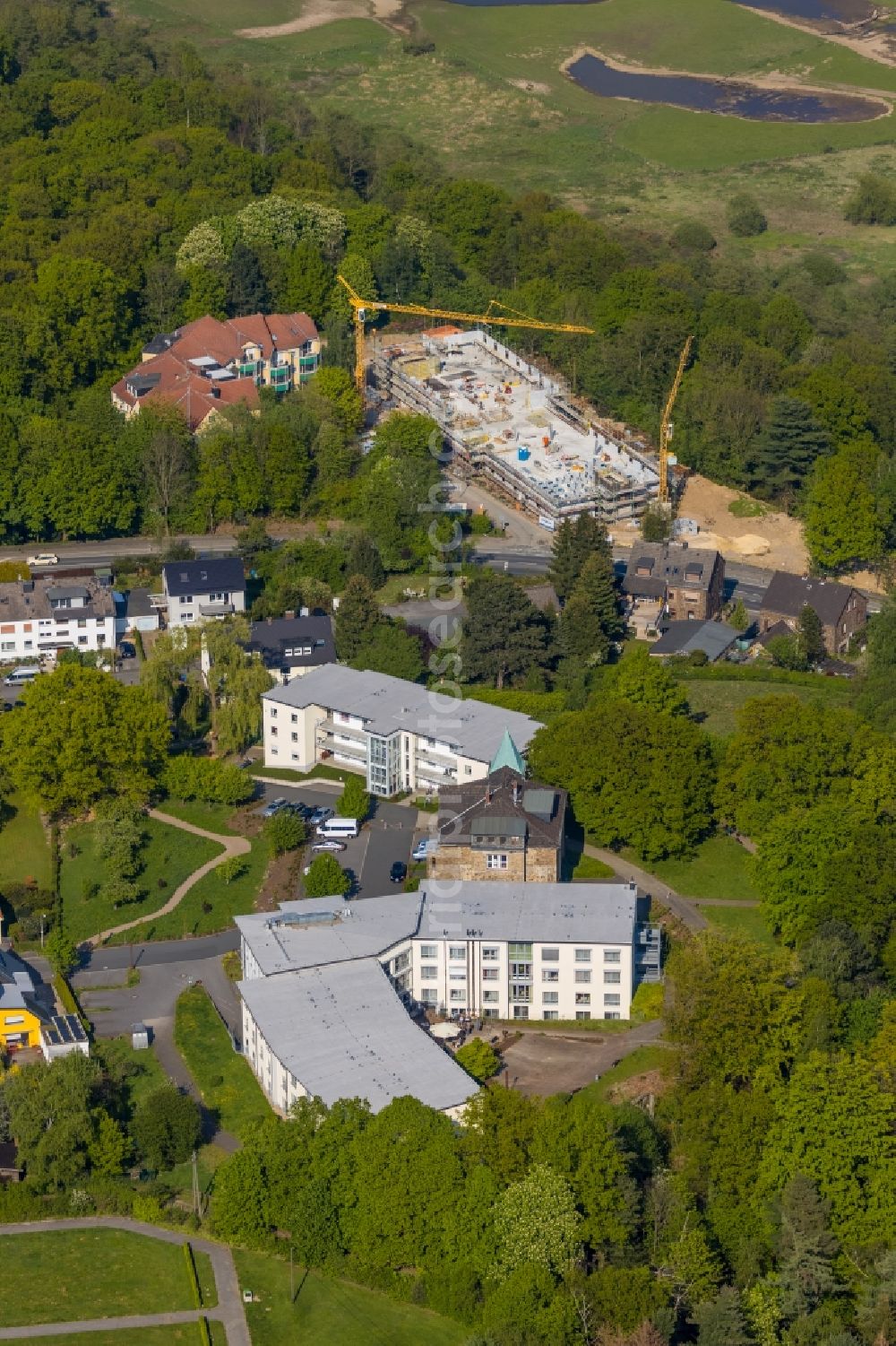 Aerial photograph Witten - Construction site of the new buildings of the retirement home - retirement on Wengernstrasse in the district Bommern in Witten in the state North Rhine-Westphalia, Germany