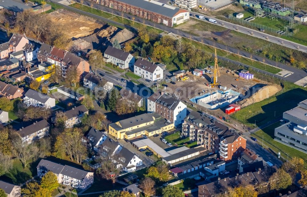 Dinslaken from above - Construction site of a new build retirement home on Huenxer Strasse corner Zur Maaskat in Dinslaken in the state North Rhine-Westphalia, Germany