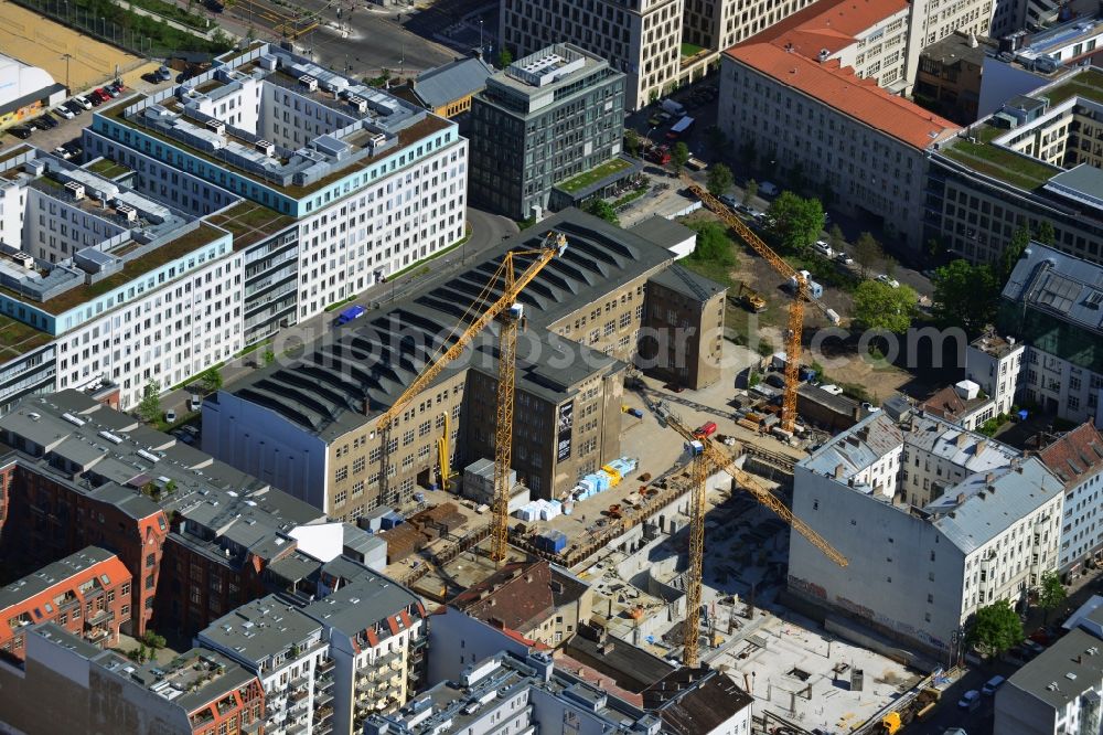 Berlin Mitte from the bird's eye view: Construction site for a new hotel on the Titanic Chausseestraße - Zinnowitzer street in Berlin - Mitte