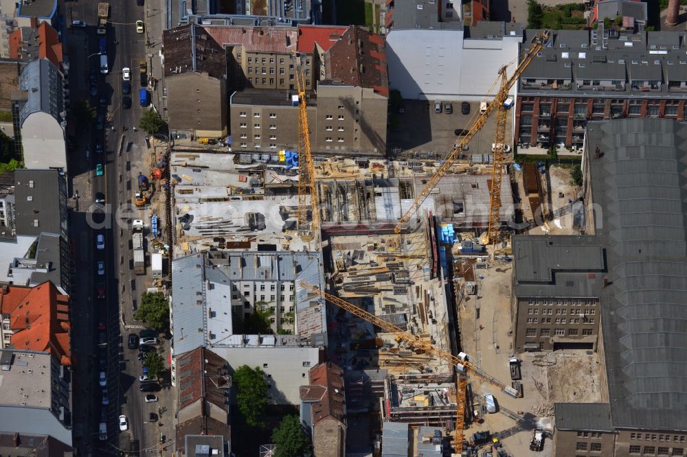 Berlin Mitte from above - Construction site for a new hotel on the Titanic Chausseestraße - Zinnowitzer street in Berlin - Mitte