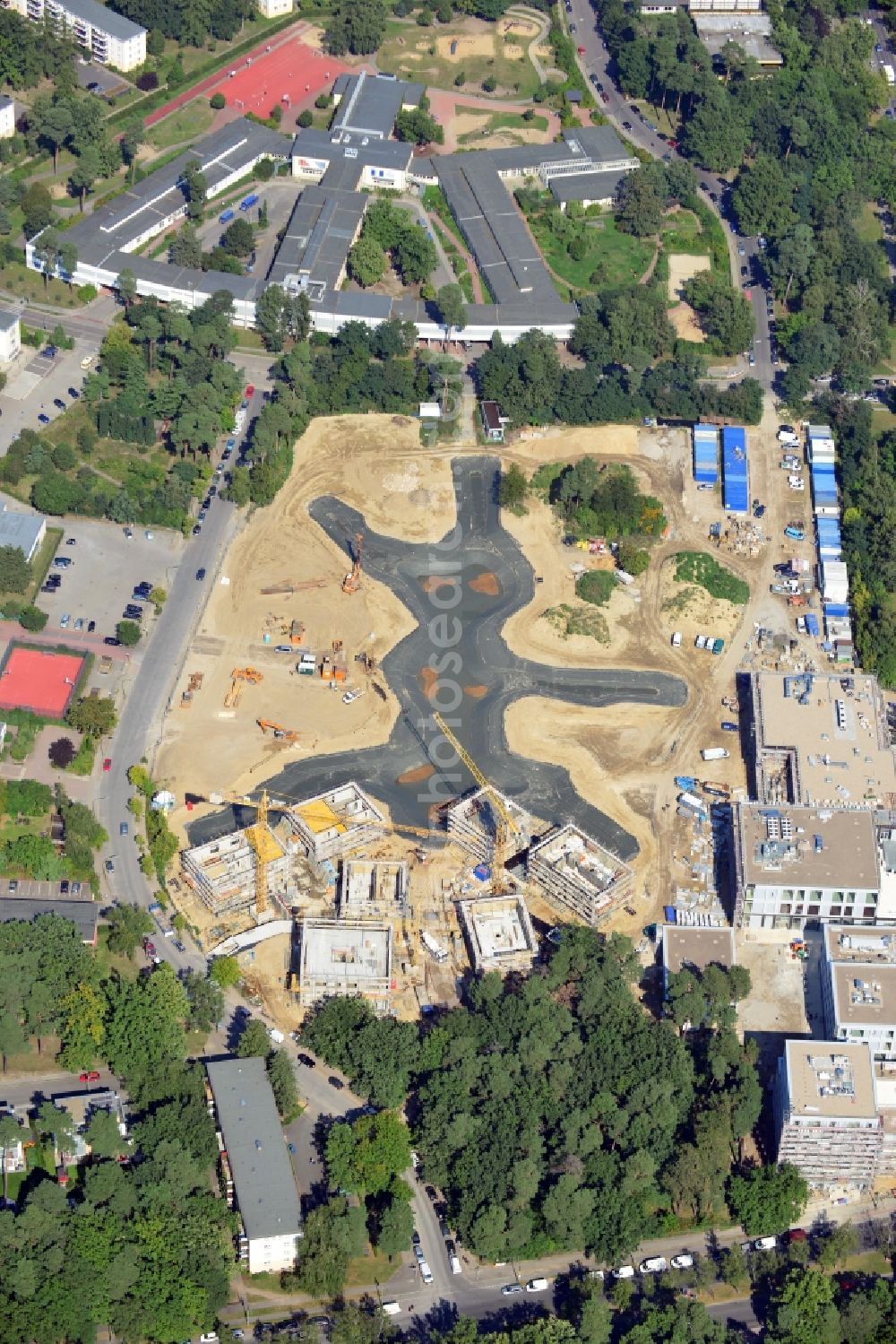 Aerial photograph Berlin Dahlem - Building construction residential complex Five morning Dahlem Urban Village of STOFANEL group in Berlin