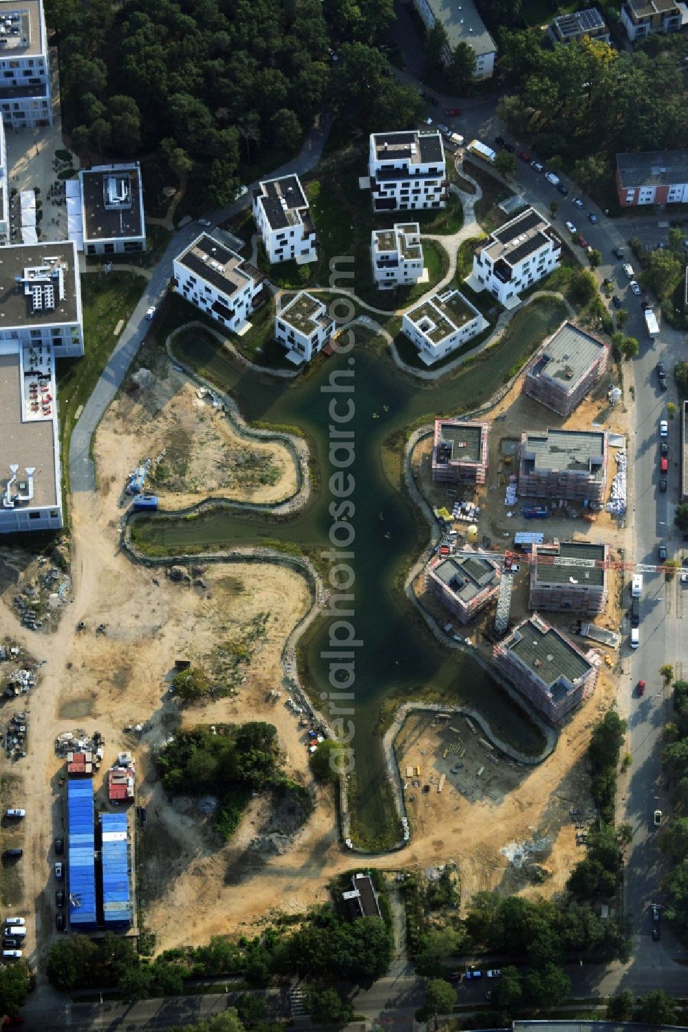 Berlin from the bird's eye view: Building construction residential complex Five morning Dahlem Urban Village of STOFANEL group in Berlin