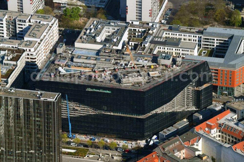 Berlin from above - Construction site with pile foundation work for the foundation plate of the new building Axel Springer Campus - OMA to Krausenstrasse - Schuetzenstrasse in Berlin