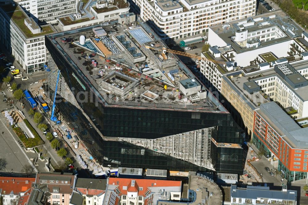 Berlin from the bird's eye view: Construction site with pile foundation work for the foundation plate of the new building Axel Springer Campus - OMA to Krausenstrasse - Schuetzenstrasse in Berlin