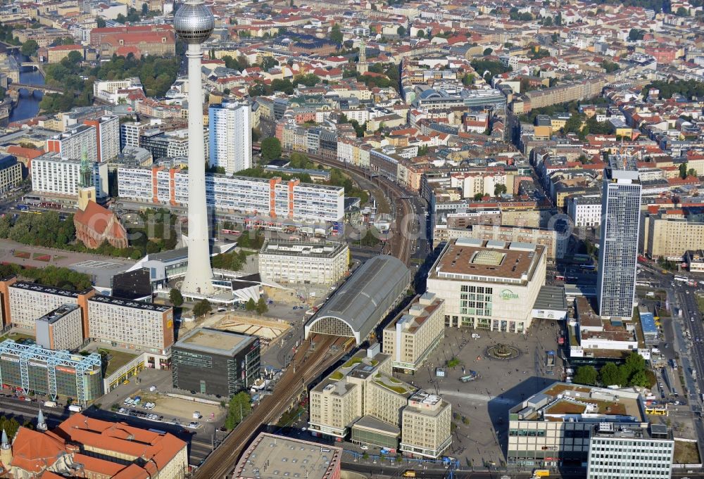 Berlin from the bird's eye view: Construction site view at the new construction of the residential and commercial building Alea 101 at Alexanderplatz in the district Mitte in Berlin