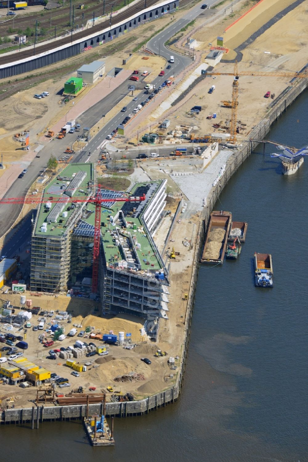 Hamburg from the bird's eye view: View of building lot of the new Hafen city University in Hamburg. The building will be constructed on behalf of the Ministry of Science and Research of Hamburg by the company Riedel Bau for the subjects architecture, civil engineering, geomatics and municipal planning and should be completed in October 2012