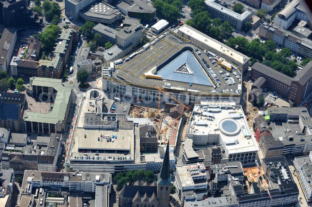 Aerial photograph Dortmund - Baustelle des neuen Thier- Areal Dortmund, einem modernen Einkaufszentrum der ECE Projektmanagement GmbH an der Silberstraße , Westenhellweg im Zentrum der Altsdtadt. Site of the new shopping center Thier-Areal Dortmund.