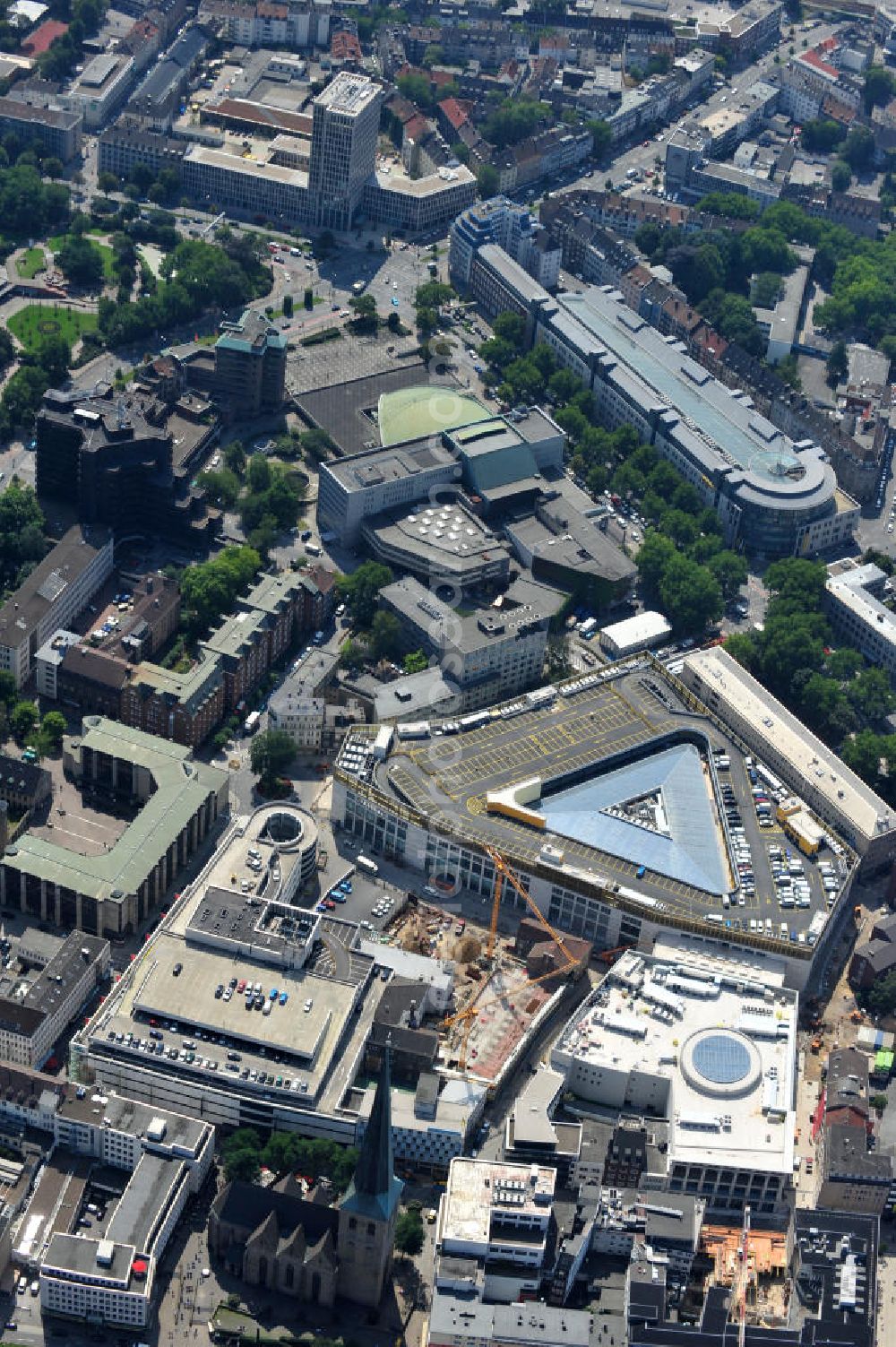 Aerial image Dortmund - Baustelle des neuen Thier- Areal Dortmund, einem modernen Einkaufszentrum der ECE Projektmanagement GmbH an der Silberstraße , Westenhellweg im Zentrum der Altsdtadt. Site of the new shopping center Thier-Areal Dortmund.