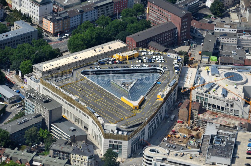 Dortmund from the bird's eye view: Baustelle des neuen Thier- Areal Dortmund, einem modernen Einkaufszentrum der ECE Projektmanagement GmbH an der Silberstraße , Westenhellweg im Zentrum der Altsdtadt. Site of the new shopping center Thier-Areal Dortmund.