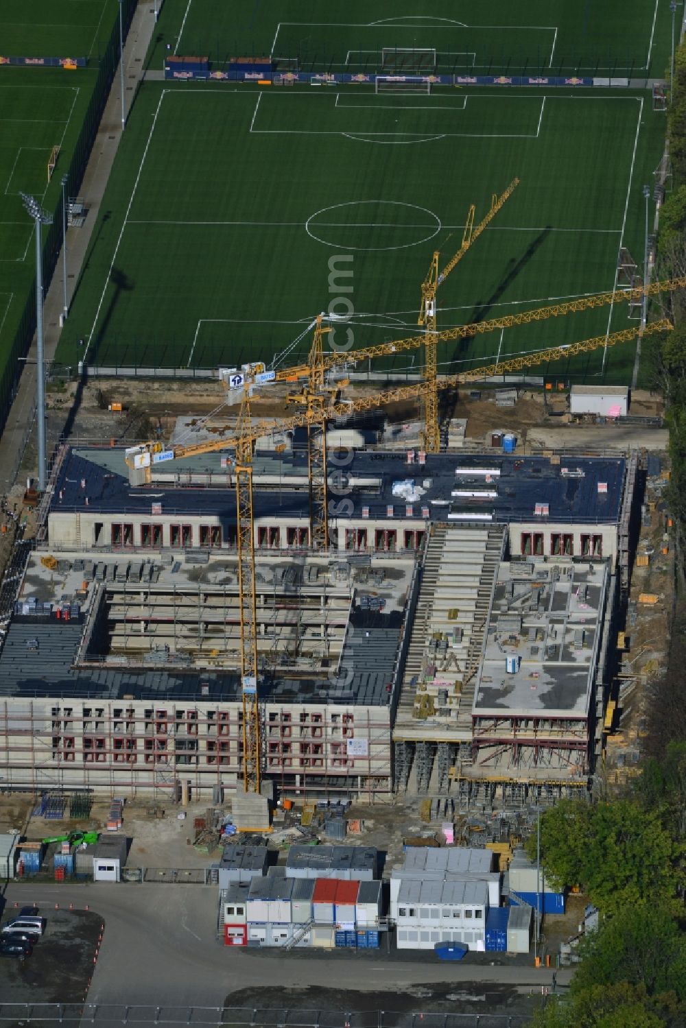 Leipzig from the bird's eye view: View of the building lot of the new training centre of the RB Leipzig ( RasenBallsport Leipzig e. V. ) at the Elsterbecken in the district Altlindenau in Leipzig in the state Saxony