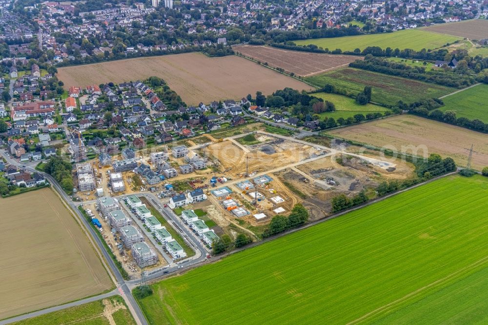 Aerial image Holzwickede - Construction site for the new construction of the residential park Emscherquelle between Soelder Strasse and Margaretenstrasse in Holzwickede in the Ruhr area in the state North Rhine-Westphalia, Germany