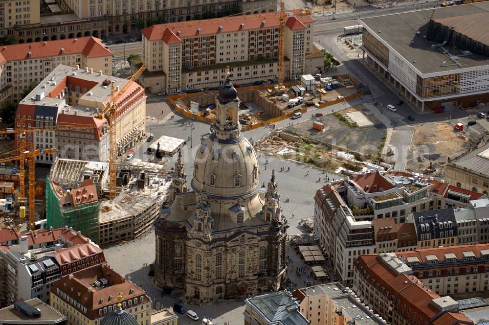 DRESDEN from above - Blick auf die Frauenkirche am Neumarkt Dresden mit der Baustelle des Quartier III. info: http://