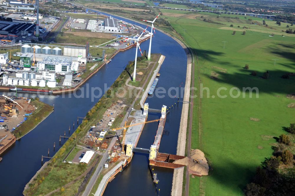 Magdeburg from above - Baustelle an der Niedrigwasserschleuse Magdeburg im Rothenseer Verbindungskanal in Sachsen-Anhalt. Ein Projekt des WSV, Wasser- und Schifffahrtsverwaltung des Bundes. Construction site at the low water lock in the Drop-Canal Rothensee in Magdeburg, Saxony-Anhalt.