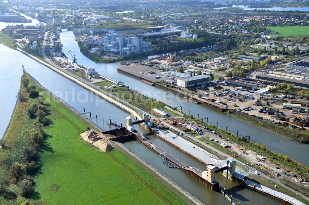 Magdeburg from above - Baustelle an der Niedrigwasserschleuse Magdeburg im Rothenseer Verbindungskanal in Sachsen-Anhalt. Ein Projekt des WSV, Wasser- und Schifffahrtsverwaltung des Bundes. Construction site at the low water lock in the Drop-Canal Rothensee in Magdeburg, Saxony-Anhalt.