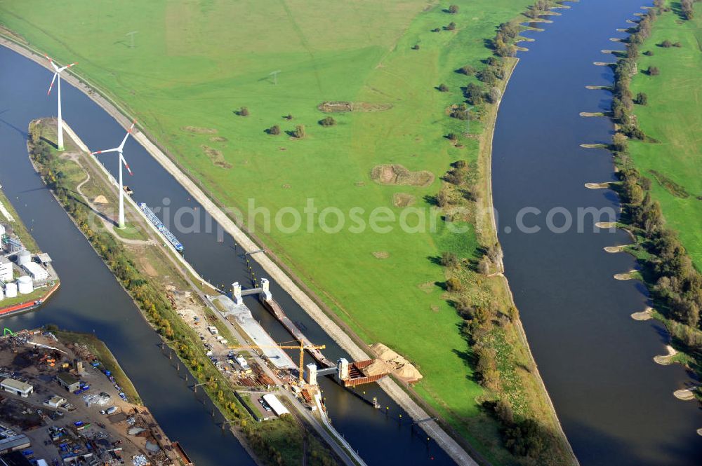 Magdeburg from above - Baustelle an der Niedrigwasserschleuse Magdeburg im Rothenseer Verbindungskanal in Sachsen-Anhalt. Ein Projekt des WSV, Wasser- und Schifffahrtsverwaltung des Bundes. Construction site at the low water lock in the Drop-Canal Rothensee in Magdeburg, Saxony-Anhalt.