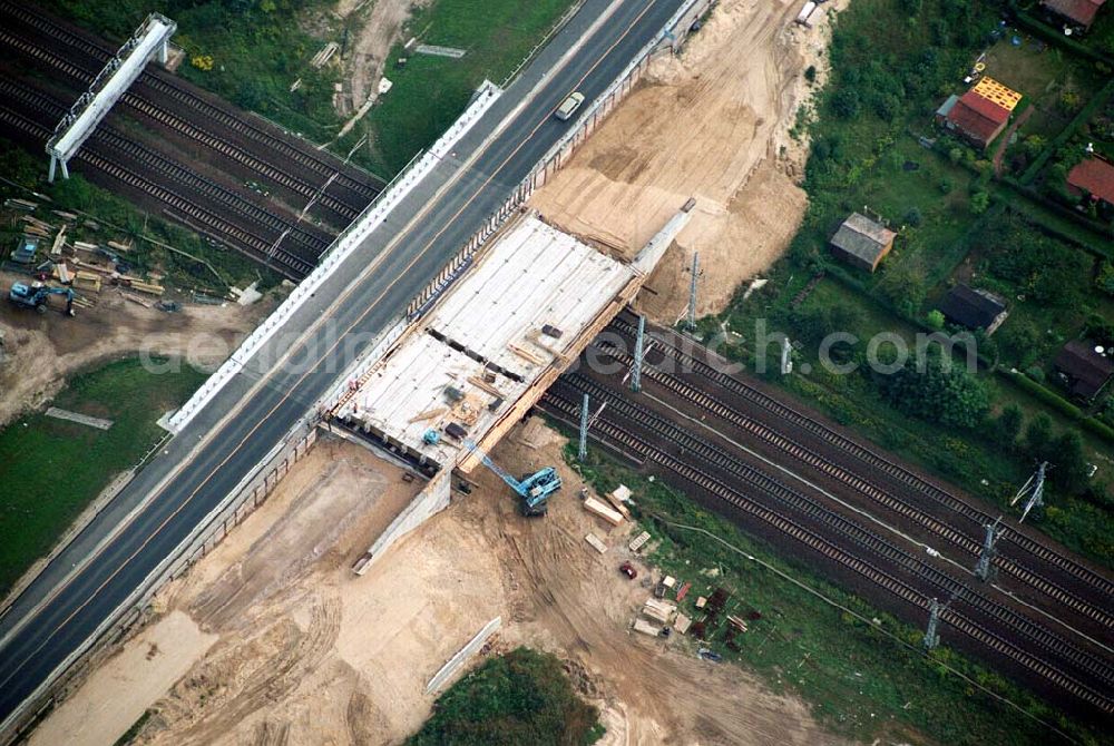 Aerial photograph Mahlow (Brandenburg) - 14.09.2005 Mahlow (Brandenburg) Blick auf die Baustelle der Schälerbau Berlin GmbH an der Ortsumfahrung Mahlow am Gewerbegebiet.