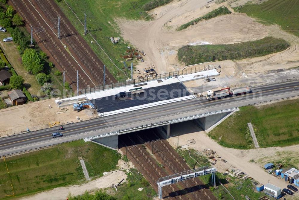 Mahlow from the bird's eye view: 11.05.2006 Mahlow (Brandenburg) Blick auf die Baustelle der Schälerbau Berlin GmbH an der Ortsumfahrung Mahlow am Gewerbegebiet.