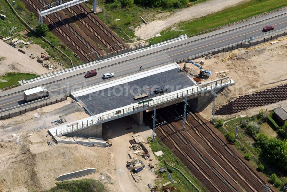 Aerial photograph Mahlow - 11.05.2006 Mahlow (Brandenburg) Blick auf die Baustelle der Schälerbau Berlin GmbH an der Ortsumfahrung Mahlow am Gewerbegebiet.