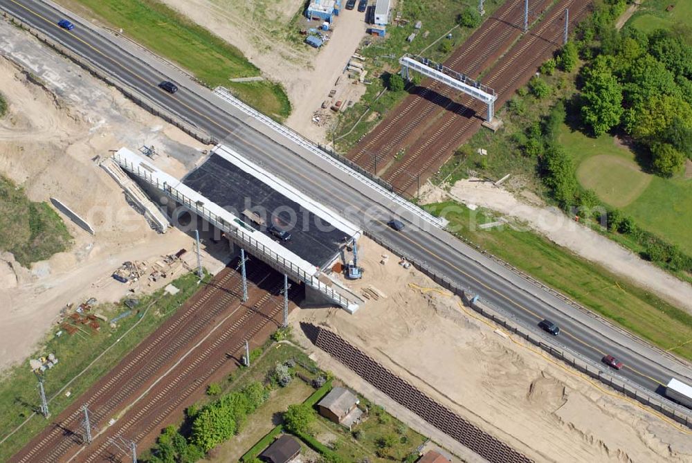 Mahlow from the bird's eye view: 11.05.2006 Mahlow (Brandenburg) Blick auf die Baustelle der Schälerbau Berlin GmbH an der Ortsumfahrung Mahlow am Gewerbegebiet.