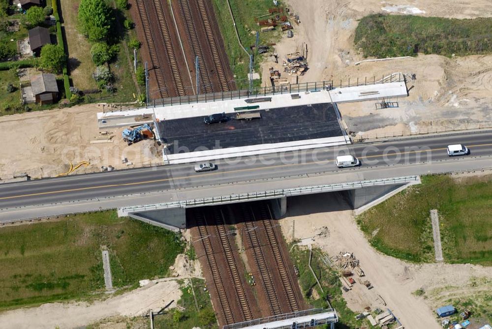 Aerial photograph Mahlow - 11.05.2006 Mahlow (Brandenburg) Blick auf die Baustelle der Schälerbau Berlin GmbH an der Ortsumfahrung Mahlow am Gewerbegebiet.