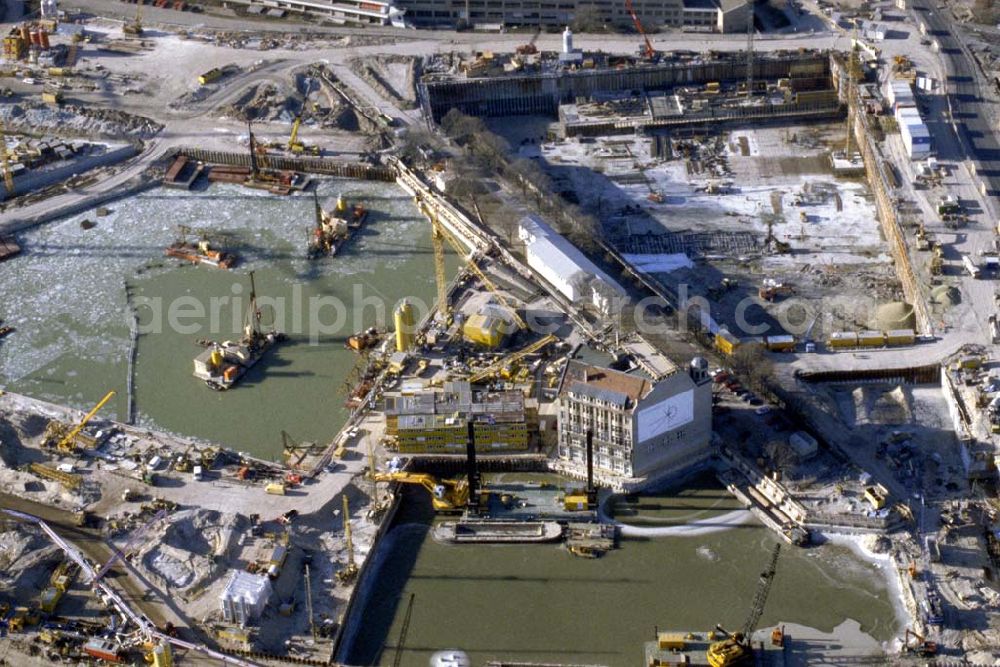 Berlin from the bird's eye view: Baustelle Potsdamer Platz in Berlin-Mitte. 1995