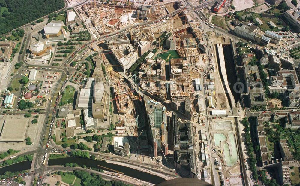 Aerial image Berlin - Tiergarten - Baustelle Potsdamer Platz am Berliner Tiergarten.