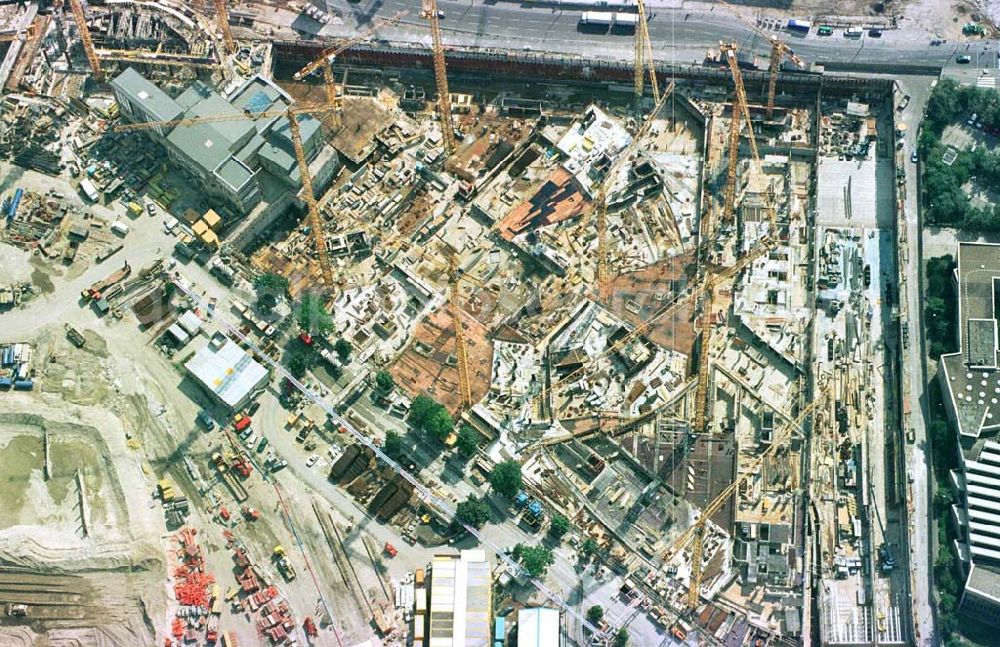 Aerial photograph Berlin - Tiergarten - Baustelle Potsdamer Platz - Projekt der SONY Berlin GmbH