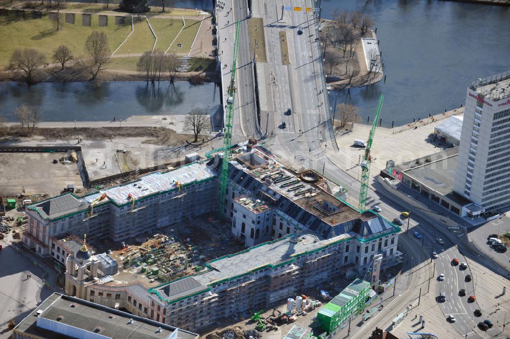 Aerial image Potsdam - Construction site of the Potsdam Stadtschloss at the Old Market. In the background is the University of Applied Sciences Potsdam and St. Nikolai Church. Building contractors company: BAM Deutschland AG