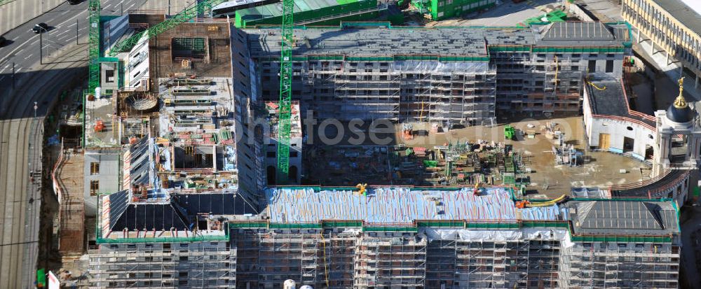 Aerial photograph Potsdam - Construction site of the Potsdam Stadtschloss at the Old Market. In the background is the University of Applied Sciences Potsdam and St. Nikolai Church. Building contractors company: BAM Deutschland AG