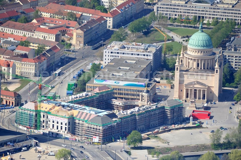 Potsdam from above - Construction site of the Potsdam Stadtschloss at the Old Market. In the background is the University of Applied Sciences Potsdam and St. Nikolai Church. Building contractors company: BAM Deutschland AG