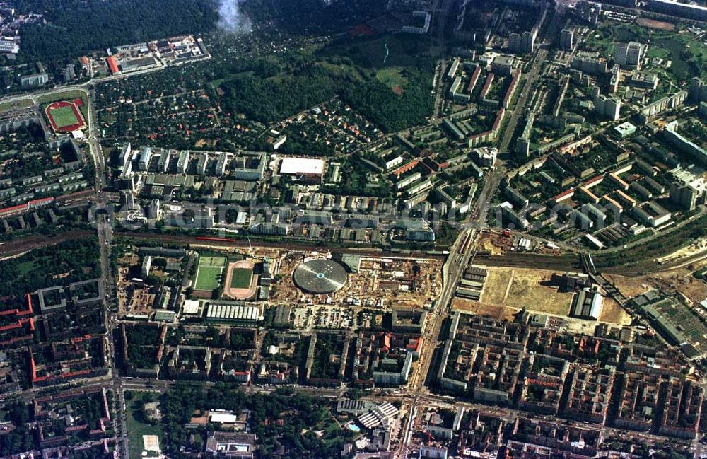 Berlin from above - Baustelle Radsporthalle Landsberger Allee