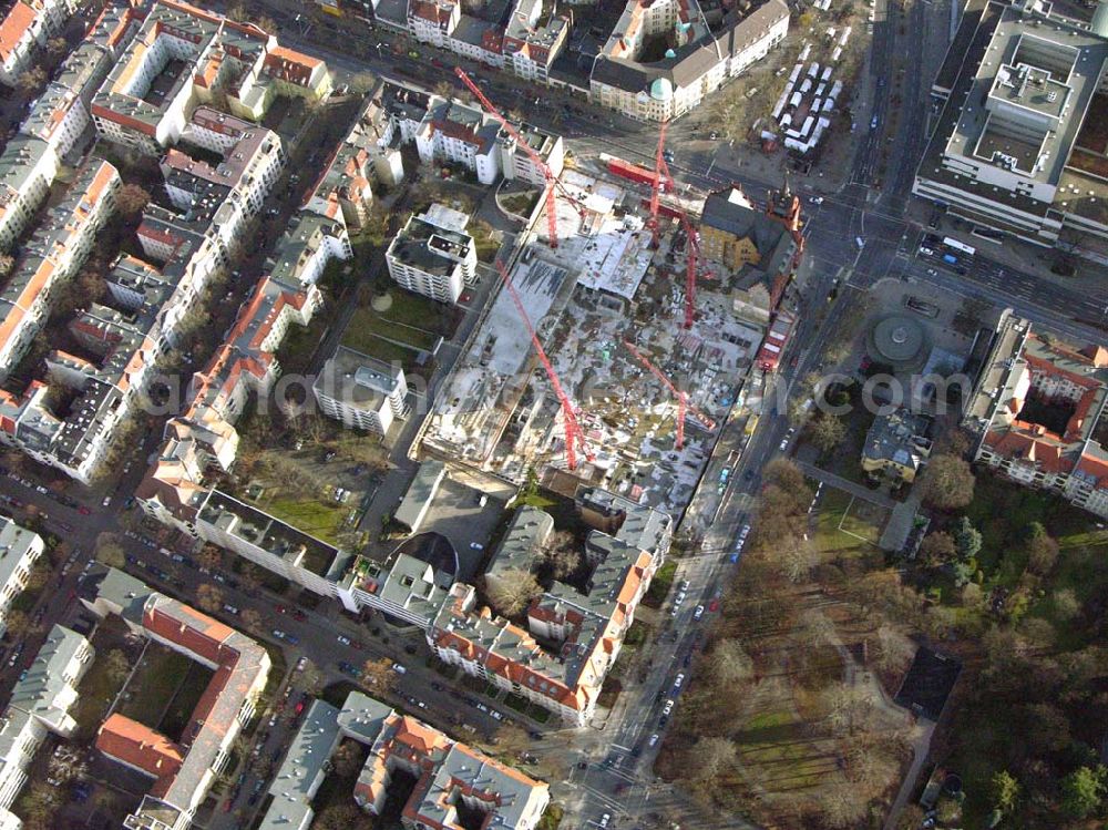 Berlin - Steglitz from above - 09.01.2005 Berlin/Baustelle des neuen Einkaufscenters Schloßgalerie der HFS Immobilienfonds an der Schloß-, Ecke Grunewaldstraße am Rathaus Steglitz.