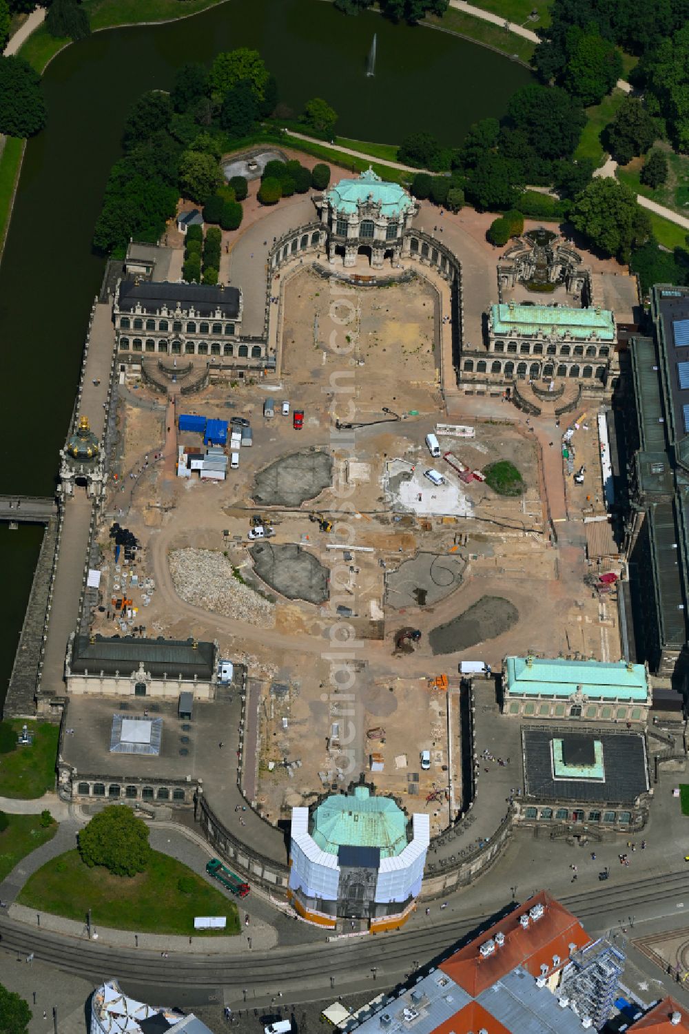 Dresden from above - Construction site with reconstruction and renovation work at the palace of the castle Dresdner Zwinger at Theaterplatz - Sophienstrasse in the district Altstadt in Dresden in the state of Saxony, Germany