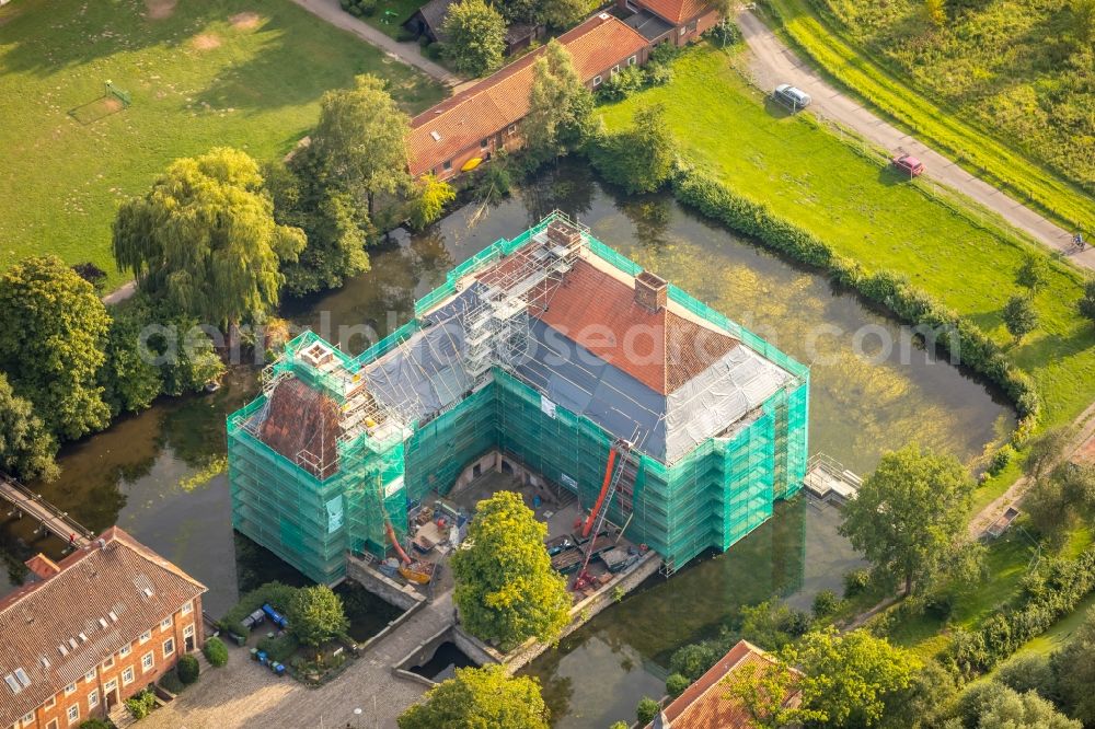 Hamm from above - Construction site with reconstruction works at the Palais des Schloss Oberwerries in Hamm in the state North Rhine-Westphalia, Germany