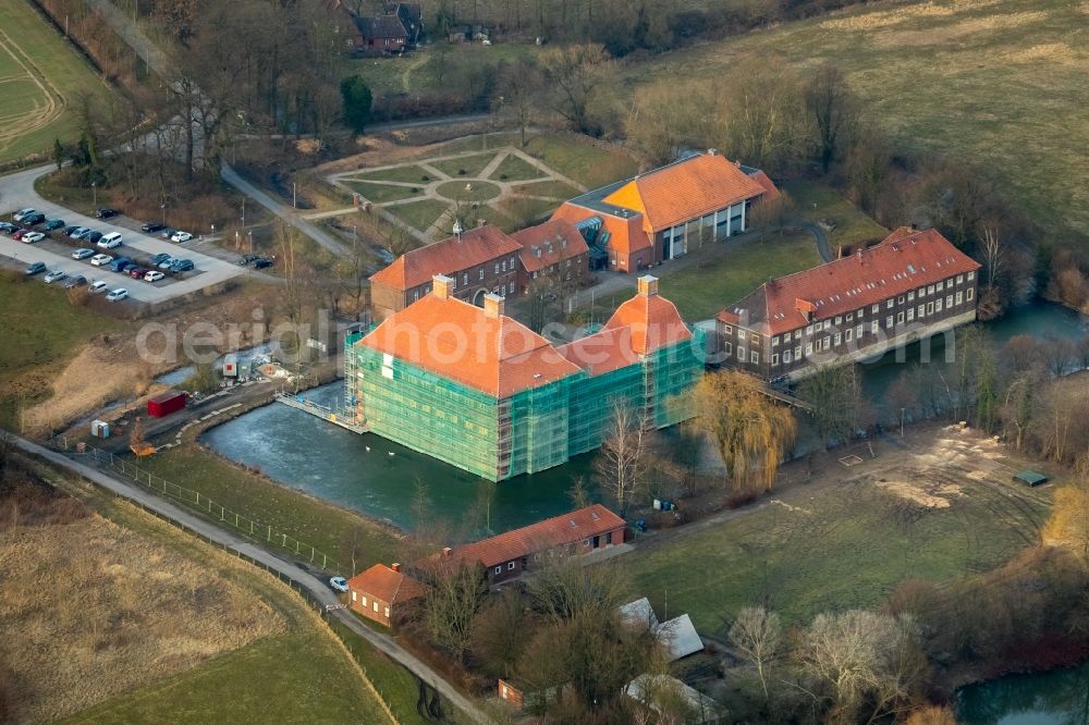 Hamm from the bird's eye view: Construction site with reconstruction works at the Palais des Schloss Oberwerries in Hamm in the state North Rhine-Westphalia, Germany