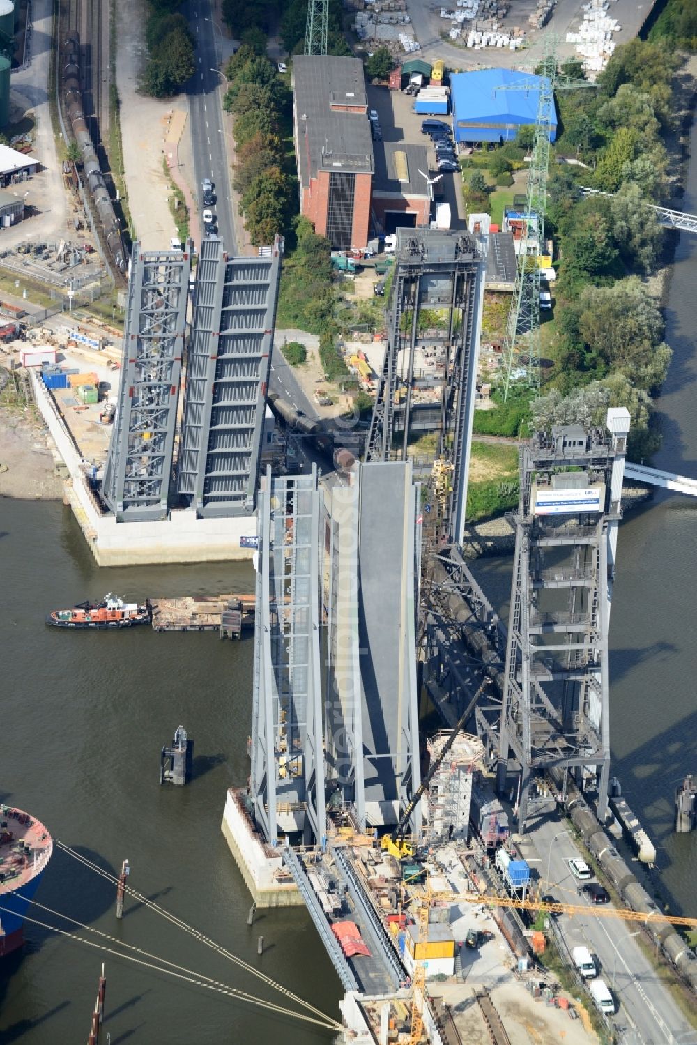 Aerial image Hamburg - Construction site at Rethe lift bridge Rethebruecke in Hamburg-Mitte / Wilhelmsburg. A project of the Hamburg Port Authority HPA and Ingenieurbuero GRASSL GmbH