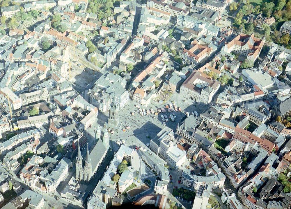 Aerial photograph Halle / Saale - Baustelle des Rolltreppenkaufhauses am Stadtzentrum der Altstadt von Halle an der Saale / Sachsen-Anhalt.