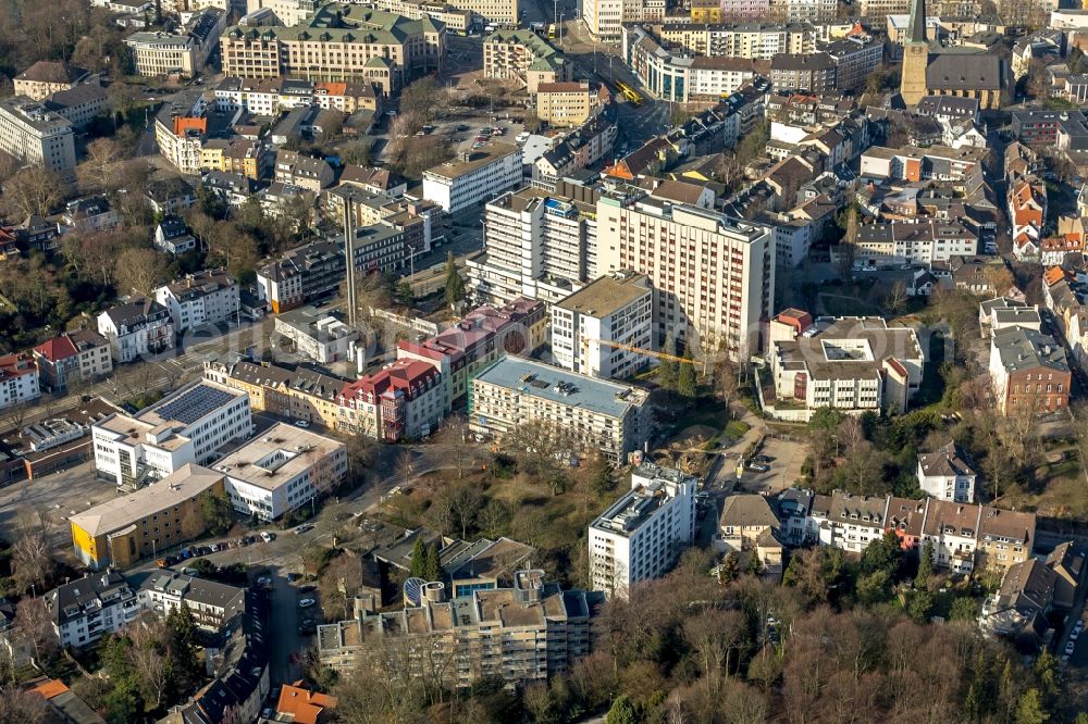 Mülheim an der Ruhr from the bird's eye view: Construction site for a new extension to the hospital grounds Evangelisches Krankenhaus Muelheim on Schulstrasse in Muelheim on the Ruhr in the state North Rhine-Westphalia, Germany