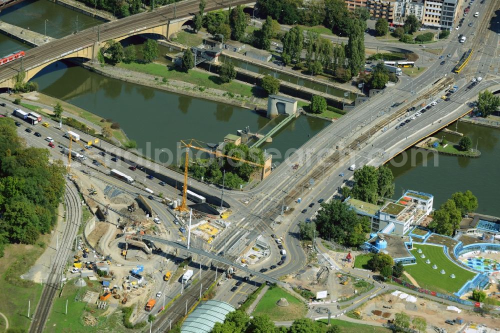 Aerial image Stuttgart - Construction to renovation work on the road bridge structure Koenig-Karls-Bruecke in Stuttgart in the state Baden-Wuerttemberg