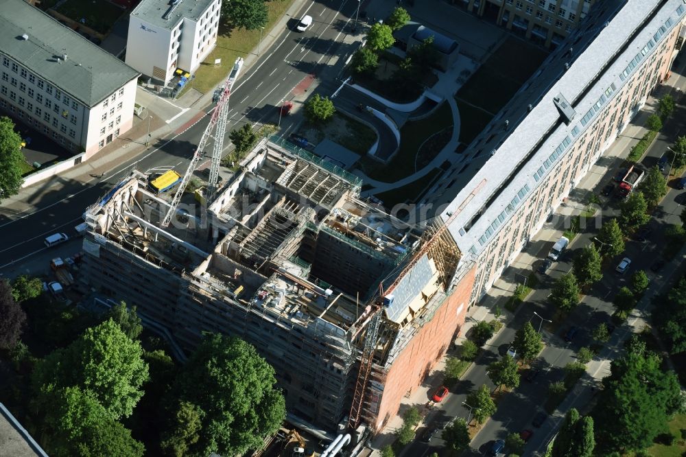 Aerial photograph Leipzig - Construction to renovation work and for reconstruction of the Bugra exhibition house building complex of Gutenberggalerie and the Ramada on Gutenbergplatz in Graphic Quarter in Leipzig in Saxony