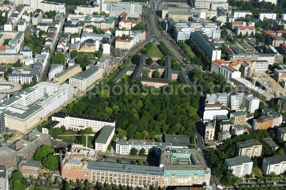 Aerial image Leipzig - Construction to renovation work and for reconstruction of the Bugra exhibition house building complex of Gutenberggalerie and the Ramada on Gutenbergplatz in Graphic Quarter in Leipzig in Saxony