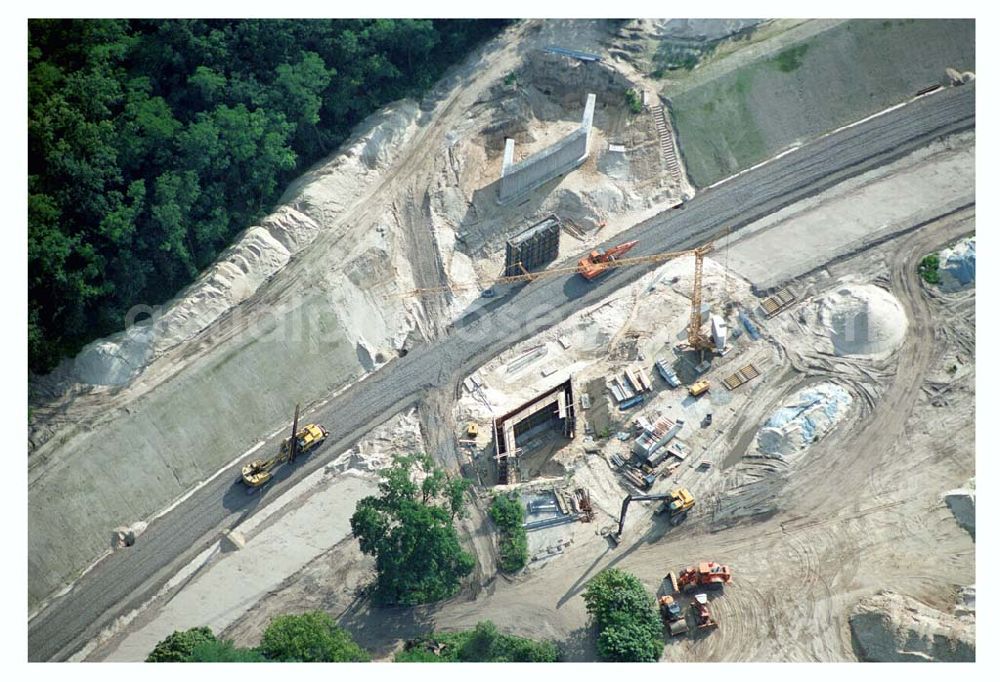 Ludwigsfelde/ Genshagener Heide (Brandenburg) from above - Blick auf den im Bau befindlichen Schienenübergang bei der Kramer-Kurve zwischen Anhalter Bahn und Berliner Außenring (BAR)