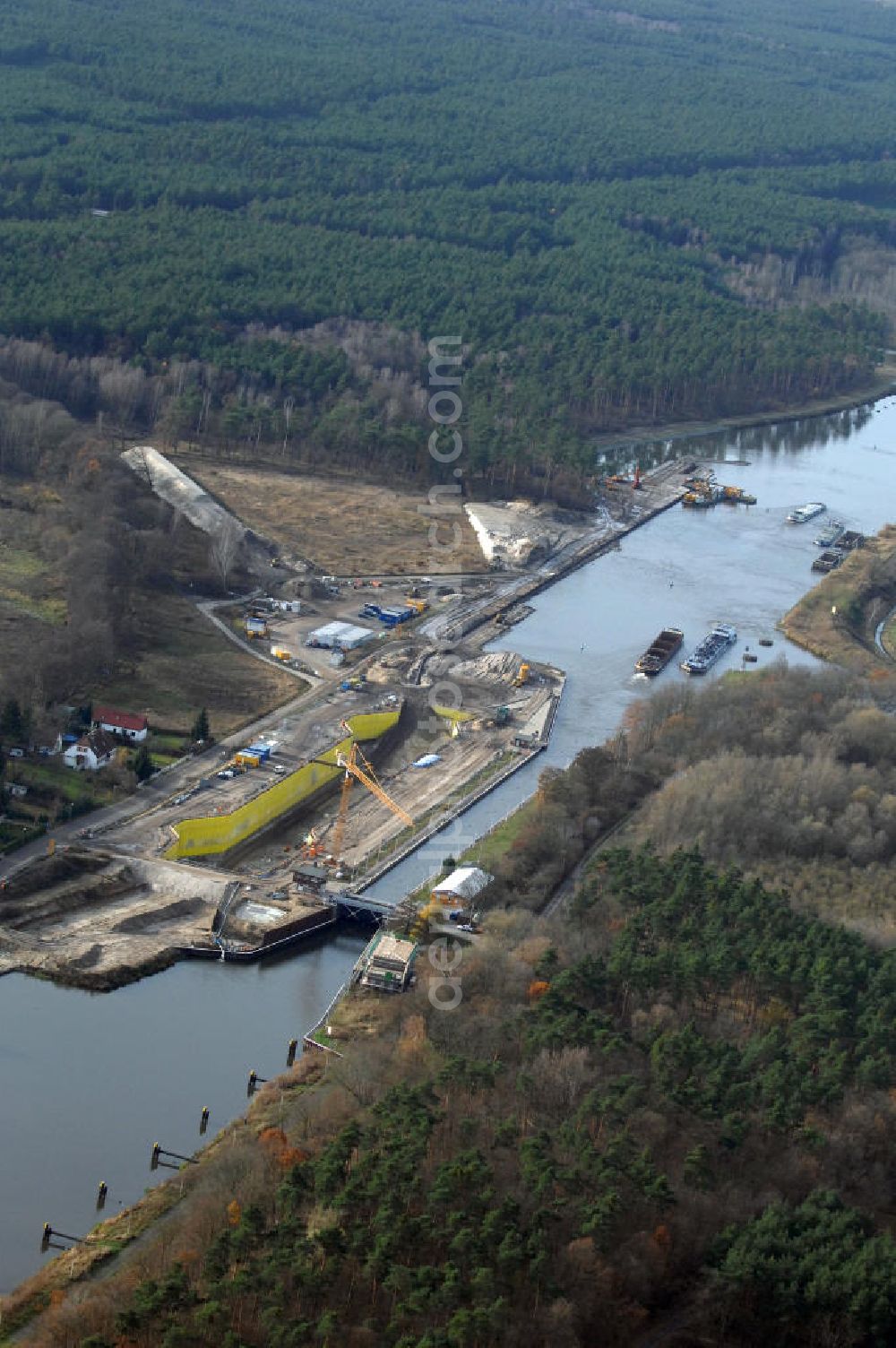 Aerial image Wusterwitz - Blick auf die Baustelle vom Neubau der 2. Schleuse Wusterwitz. Ein Projekt des WSV: Wasserstraßen-Neubauamt Magdeburg, 39106 Magdeburg, Tel. +49(0)391 535-0, email: wna-magdeburg@wsv.bund.de