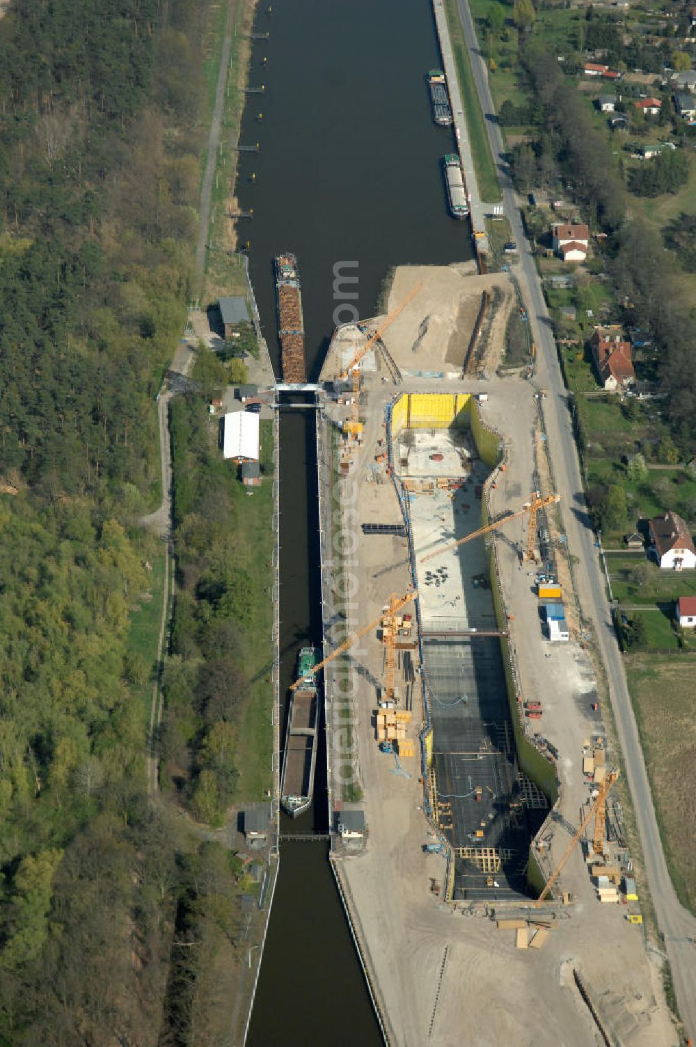 Wusterwitz from above - Blick auf die Erweiterungsbaustelle der Schleuse Wusterwitz. Ein Projekt des WSV: Wasserstraßen-Neubauamt Magdeburg, View of the construction site of the expansion lock Wusterwitz.