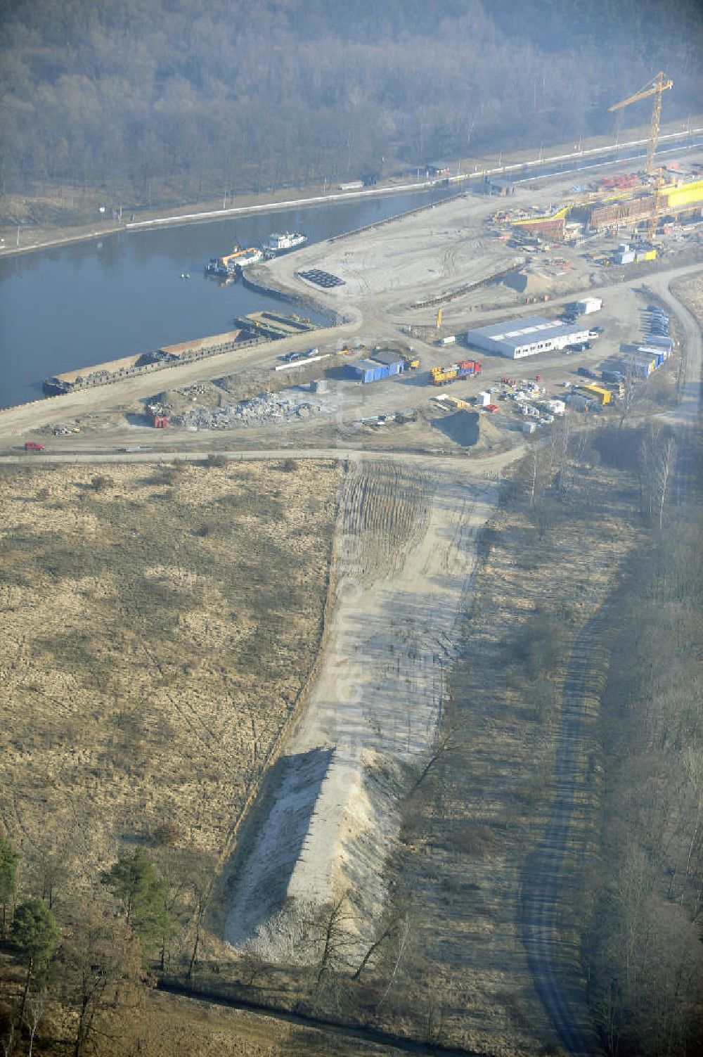 Aerial photograph Wusterwitz - Blick auf die Erweiterungsbaustelle der Schleuse Wusterwitz. Ein Projekt des WSV: Wasserstraßen-Neubauamt Magdeburg, View of the construction site of the expansion lock Wusterwitz.